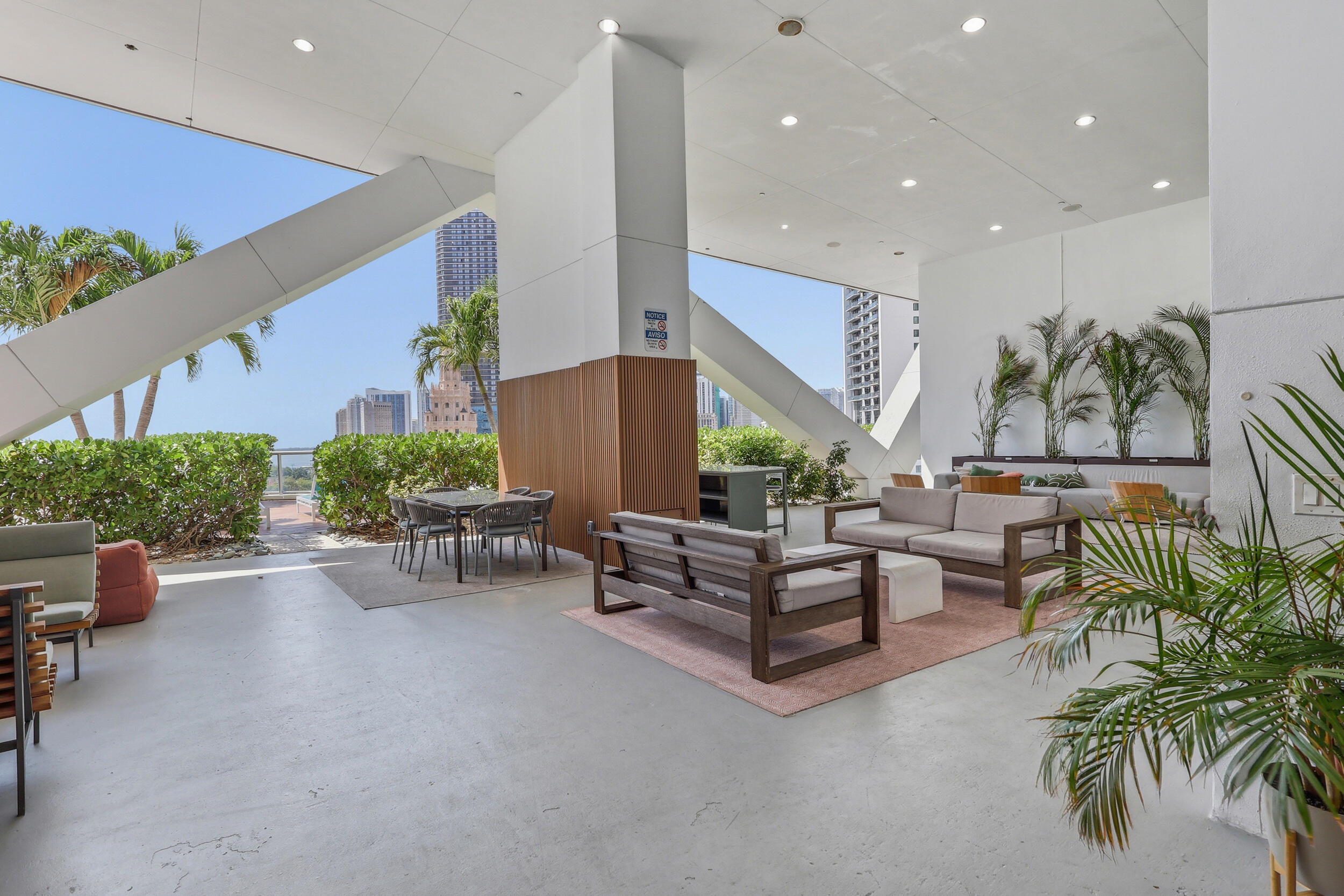 MARINABLUE CONDO - Residential