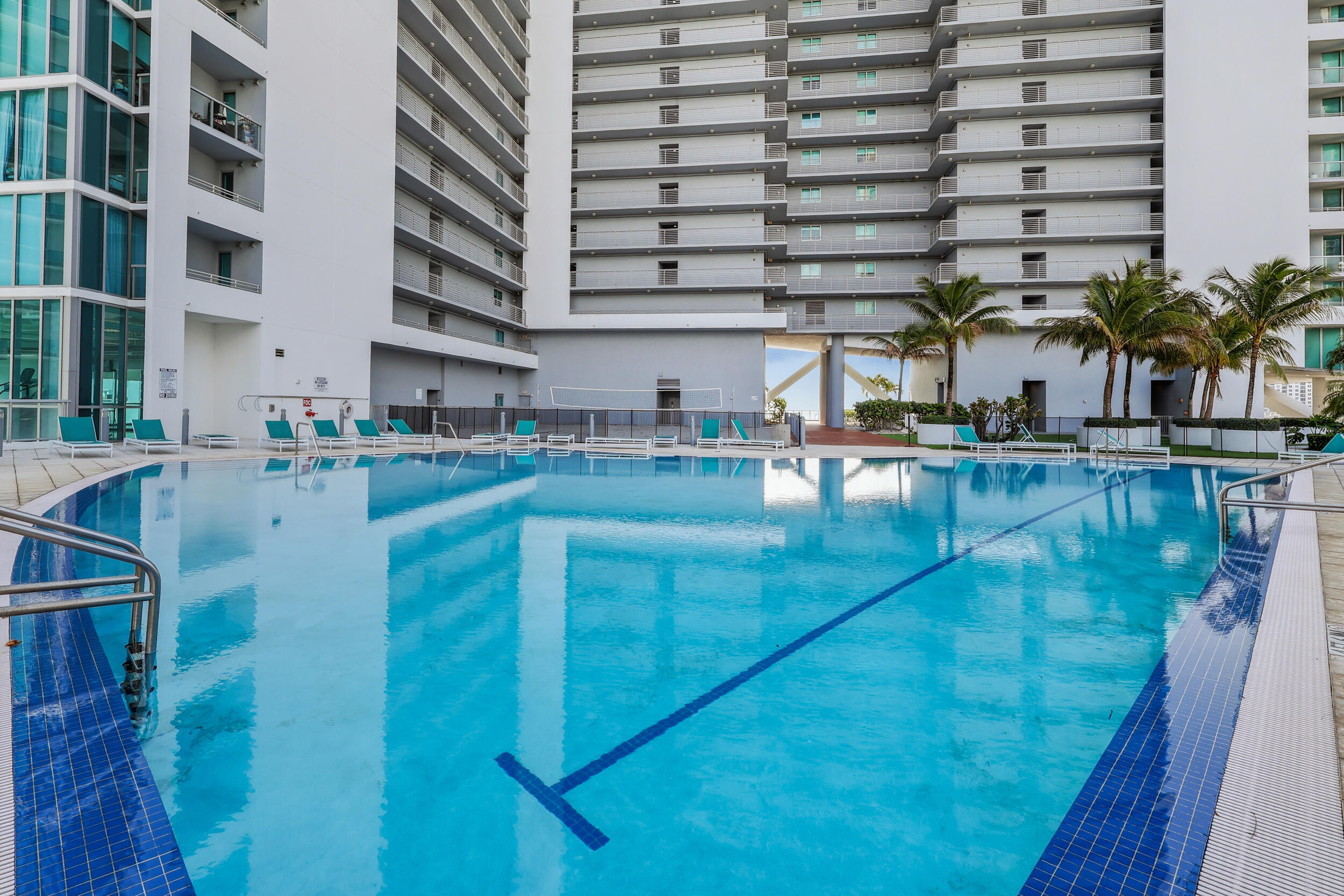 MARINABLUE CONDO - Residential