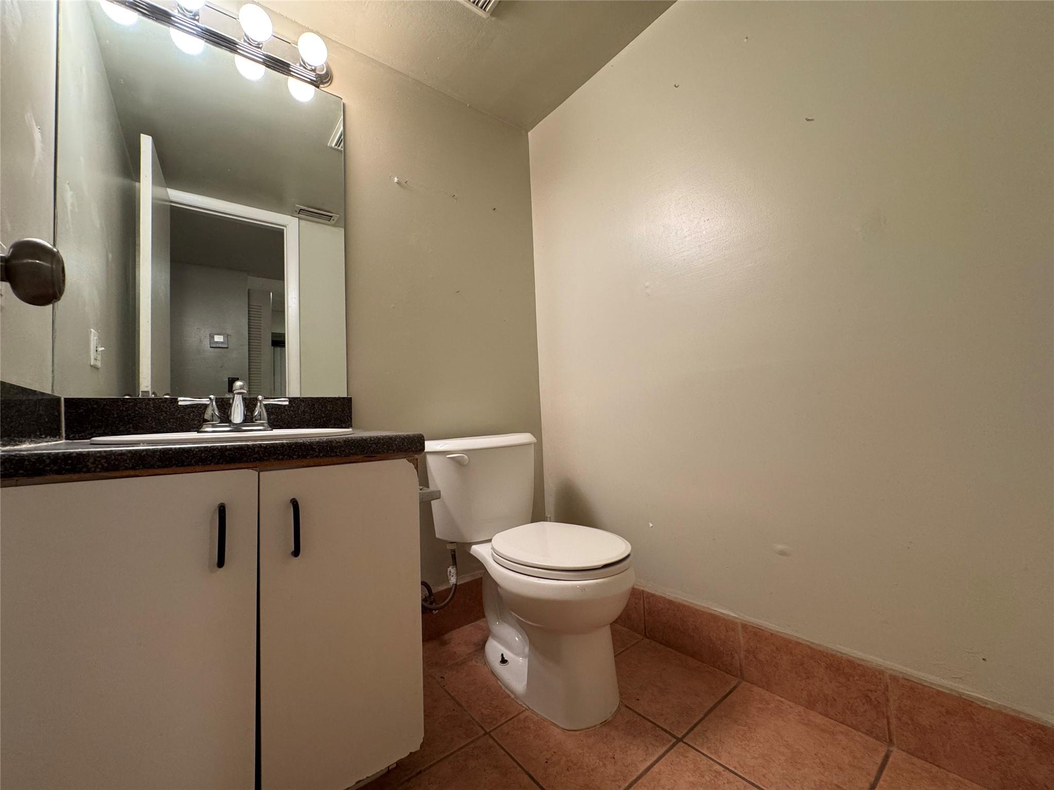 3243 NW 44th St 2