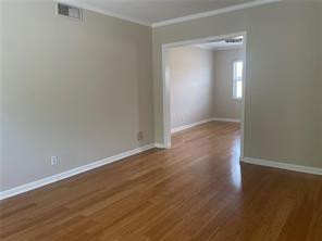 SHORES PLAZA EAST - Residential