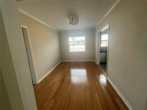 SHORES PLAZA EAST - Residential