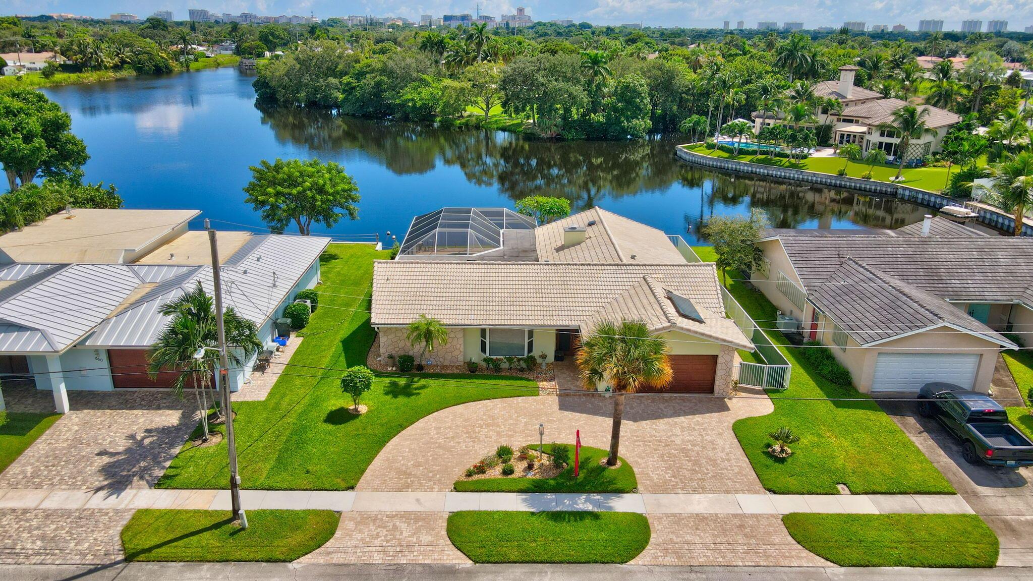 920 SW 11th Terrace