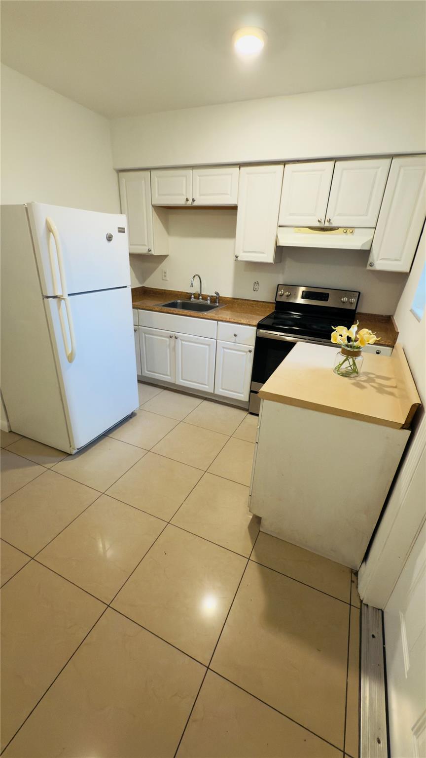 Fulford Heights - Residential Lease