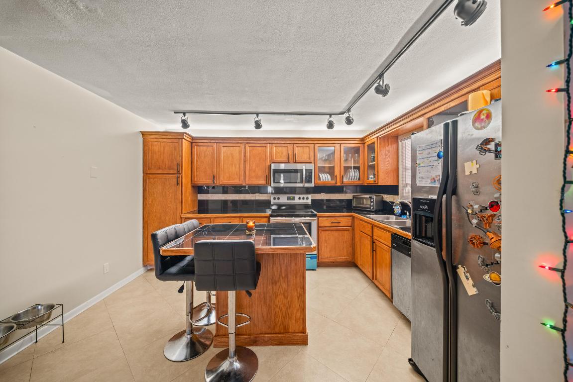 EMERALD ISLES CONDO - Residential