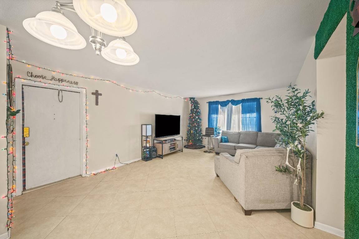 EMERALD ISLES CONDO - Residential