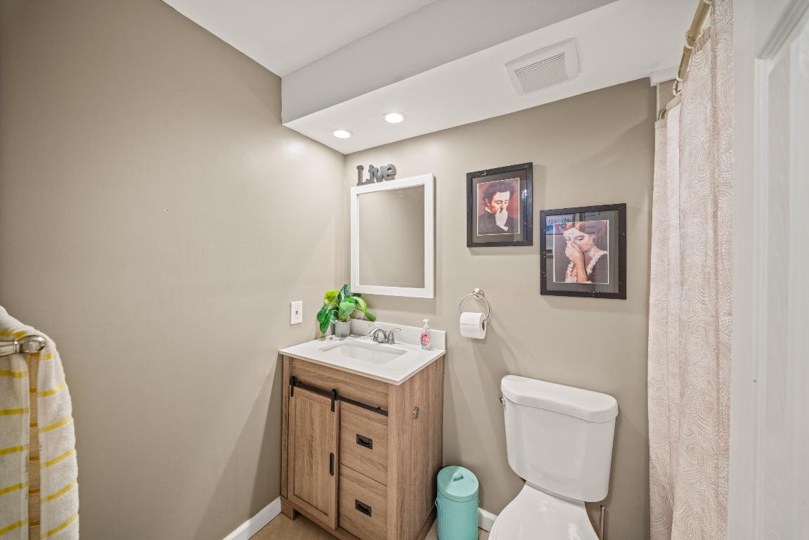 EMERALD ISLES CONDO - Residential