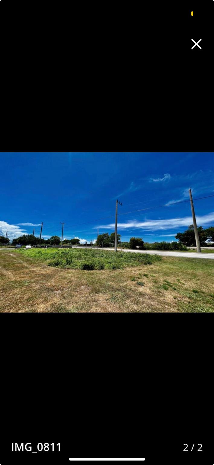 ''Buy land, they aren't making it anymore!'' said Mark Twain. This is a great location to build all that you have envisioned.