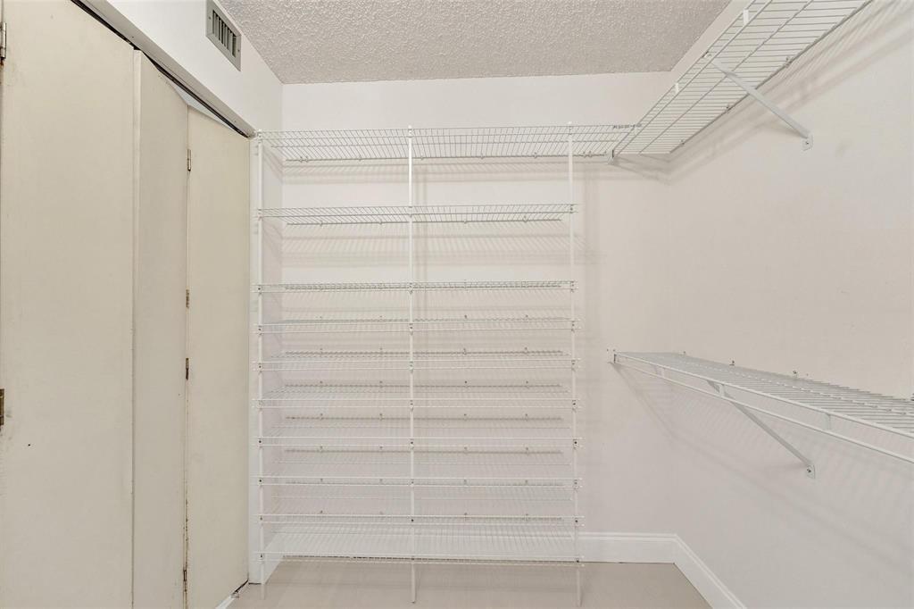 PARK PLACE CONDOMINIUM NO FIVE - Residential