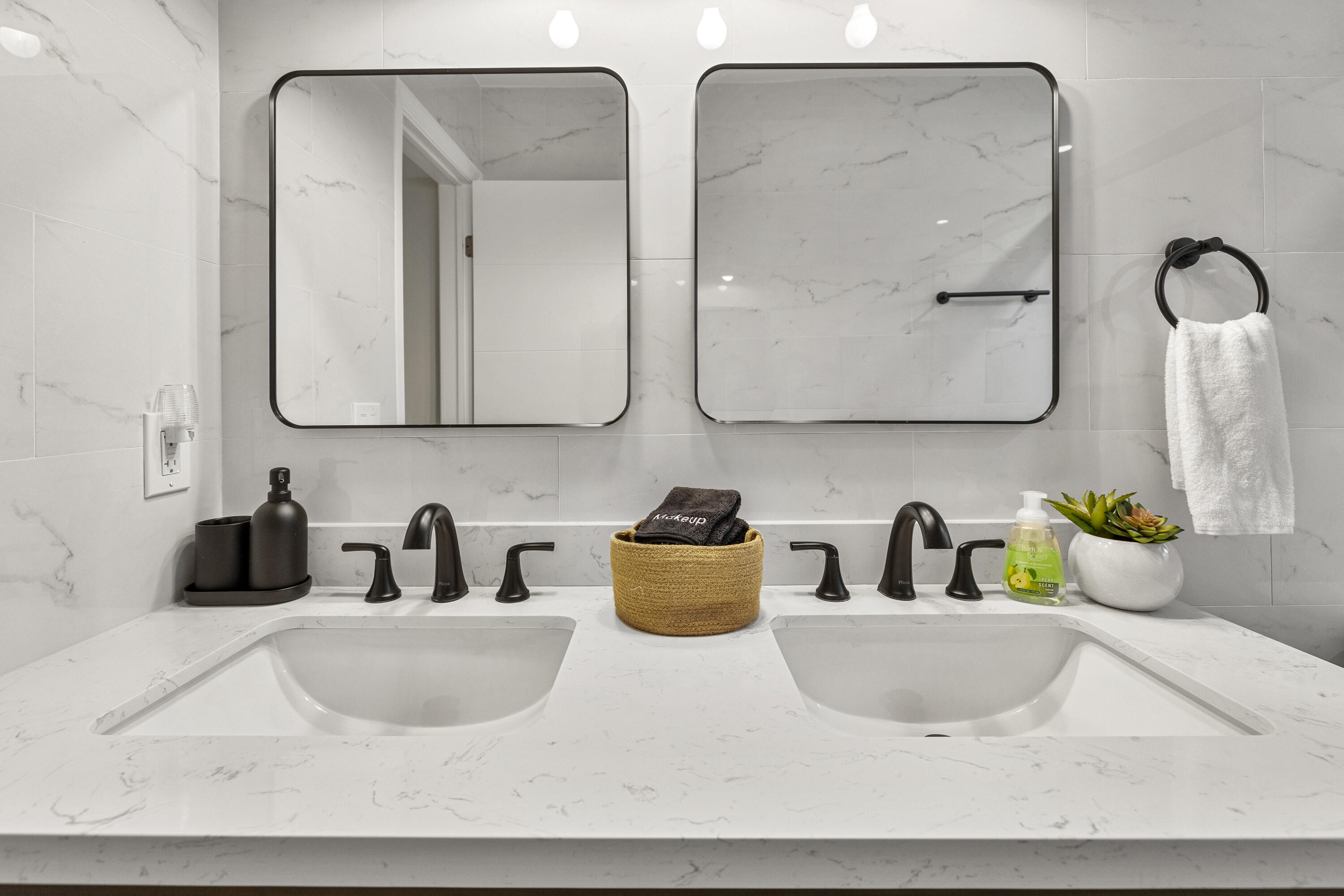 EDGEWOOD ESTATES - Residential