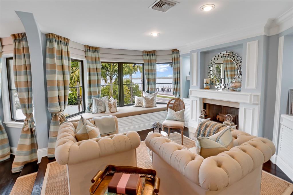 ELLAMAR - Residential