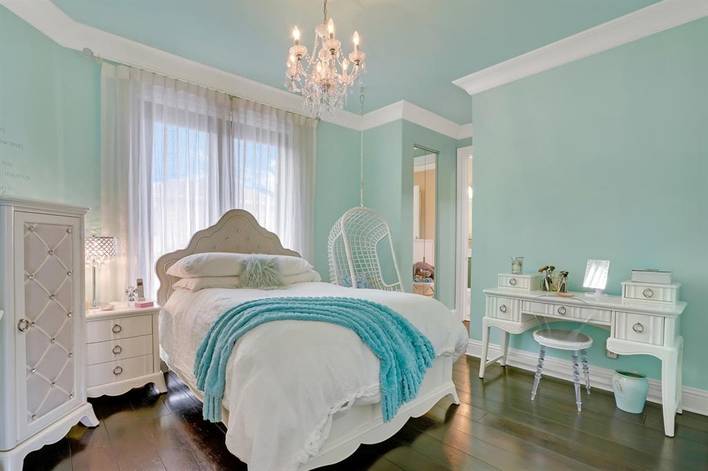 ELLAMAR - Residential