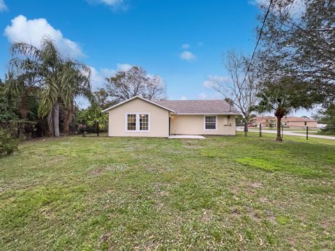 A home in Port St Lucie