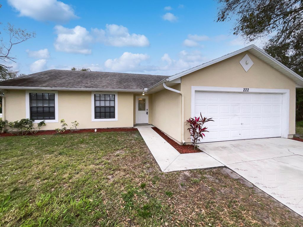 Photo of 222 SW Ike Place, Port Saint Lucie, FL 34953 (MLS # R11054602)