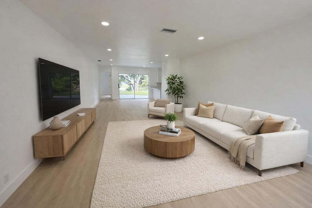 Photo of 6811 NW 32nd Avenue, Fort Lauderdale, FL 33309 (MLS # B26009388)