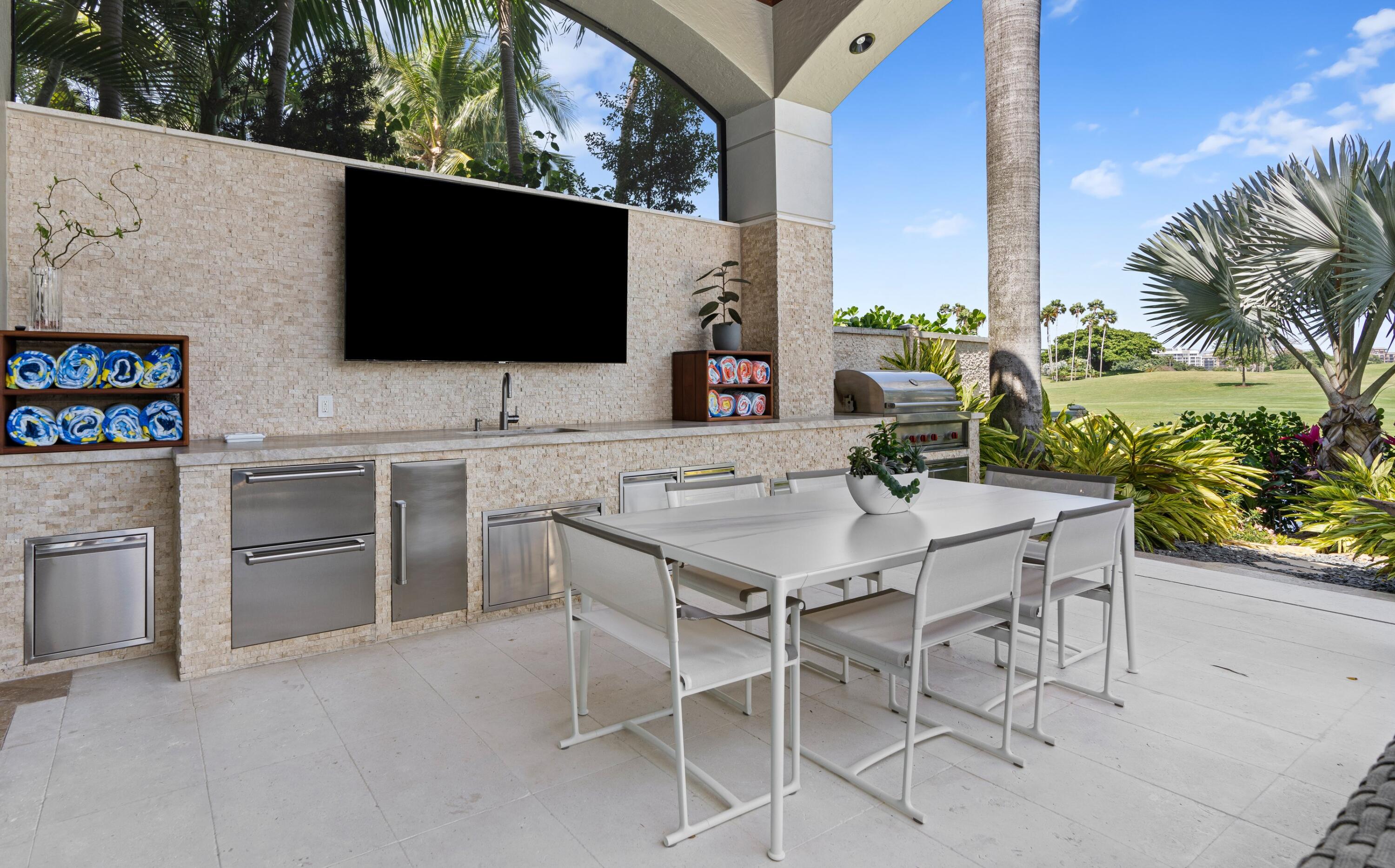 MIZNER LAKE ESTATES - Residential