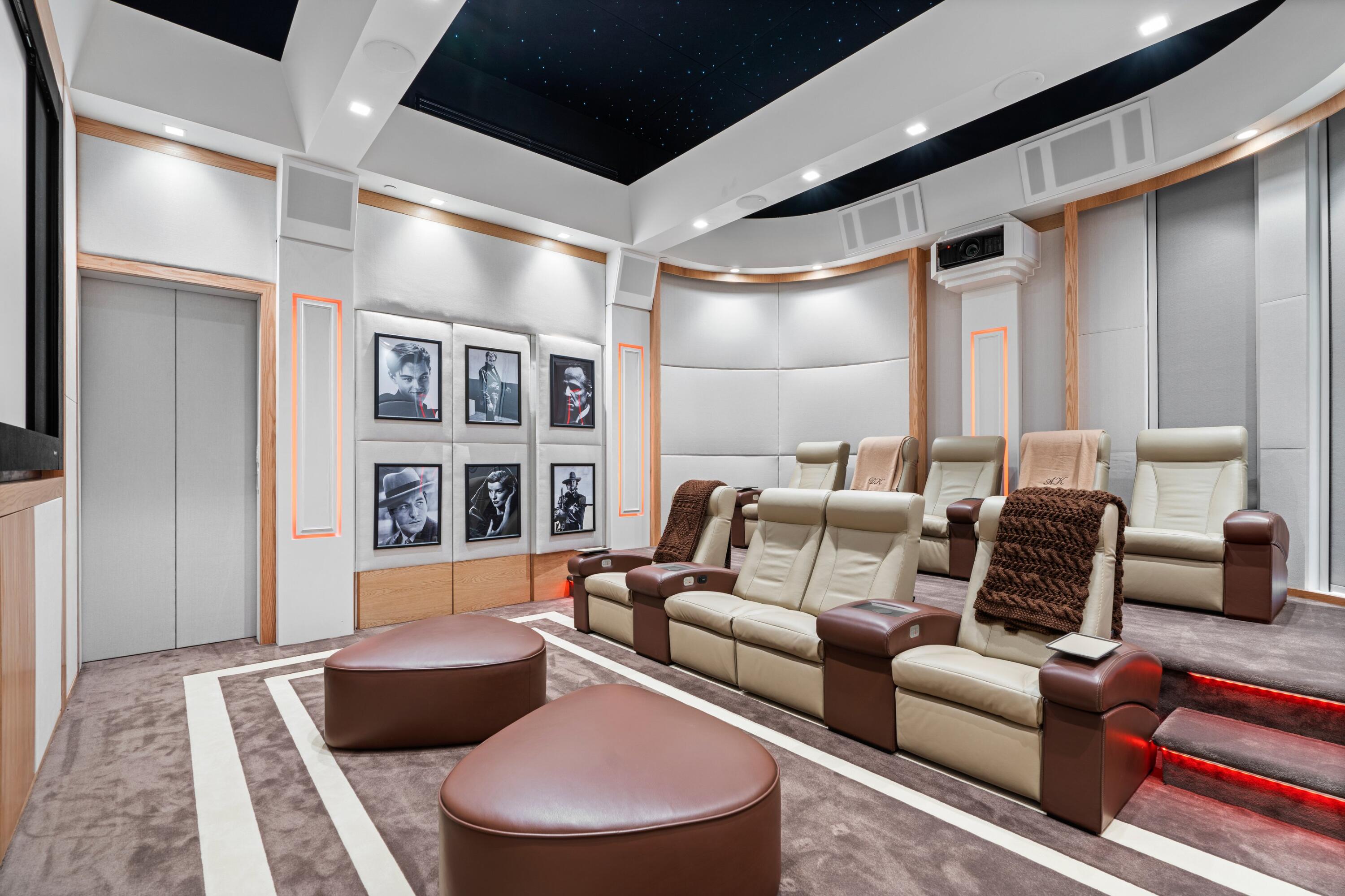 MIZNER LAKE ESTATES - Residential