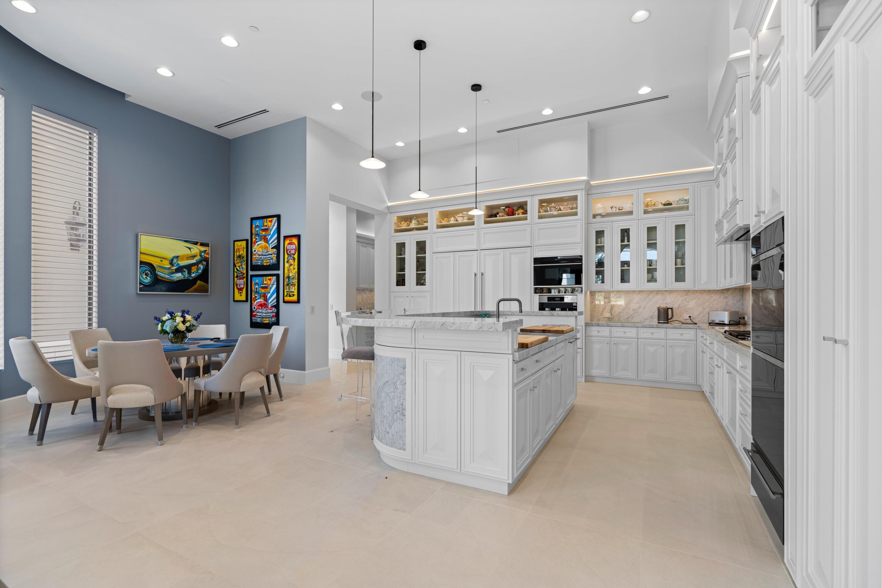 MIZNER LAKE ESTATES - Residential