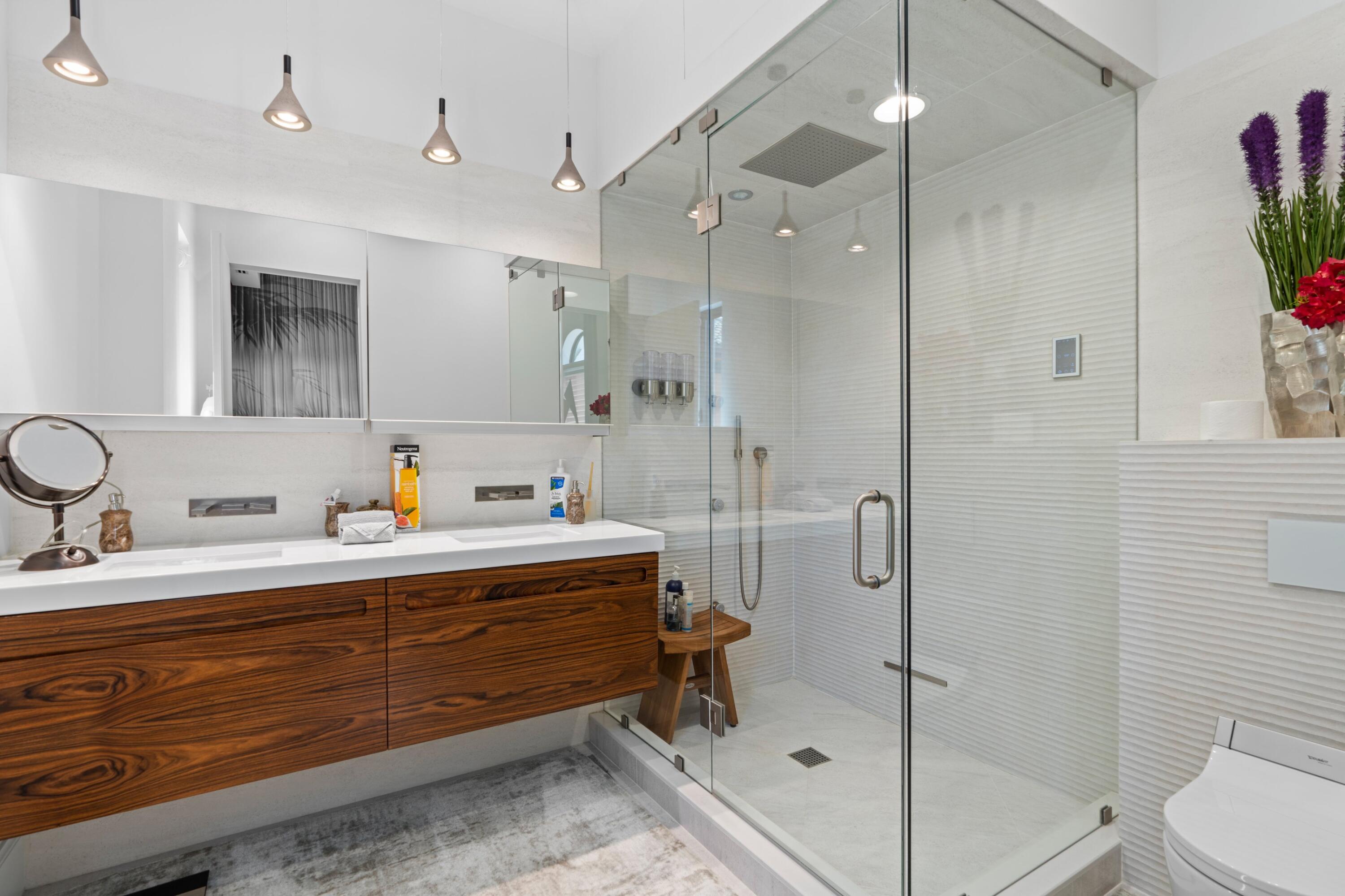 MIZNER LAKE ESTATES - Residential