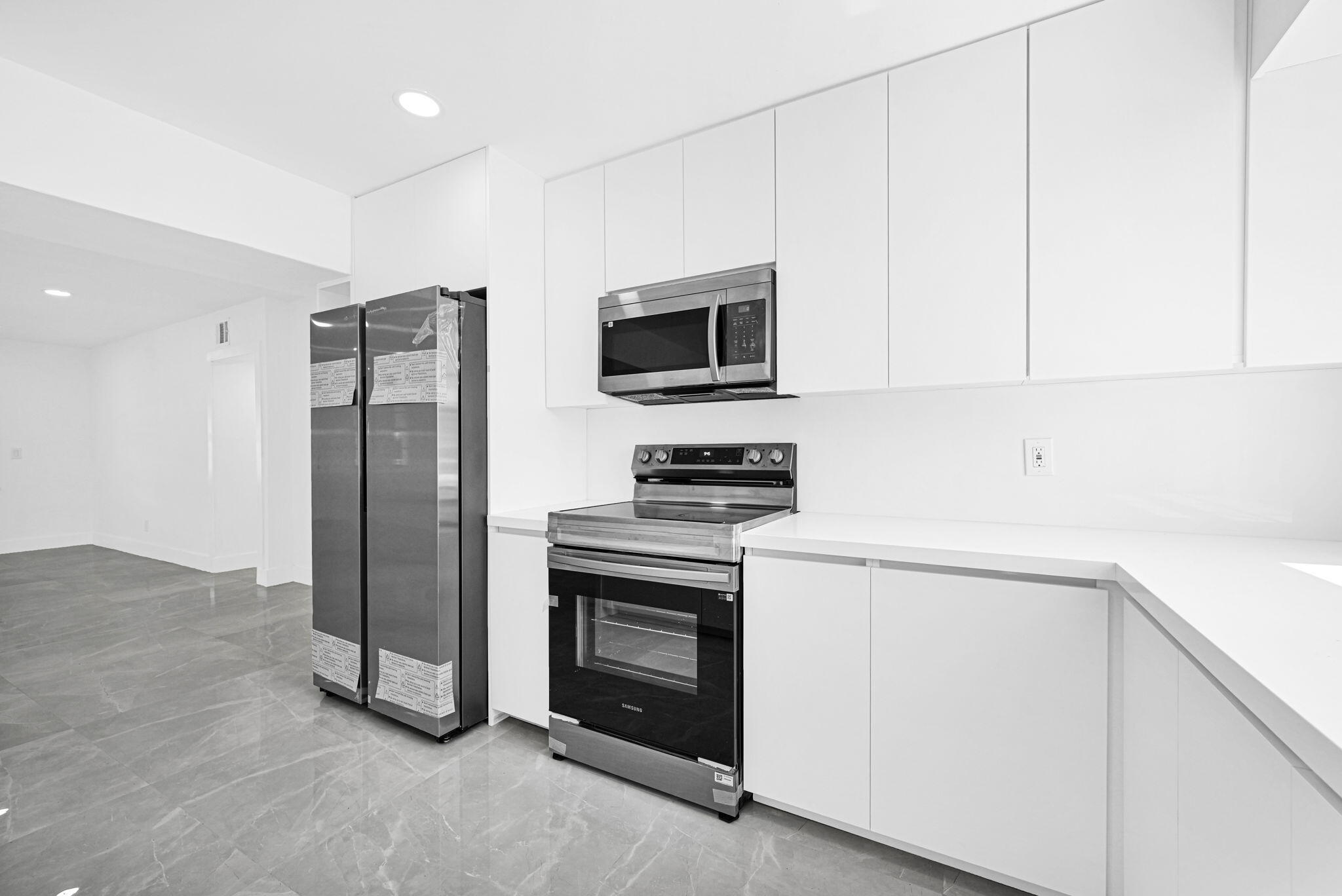 WESTWOOD LAKE 2ND ADDN - Residential