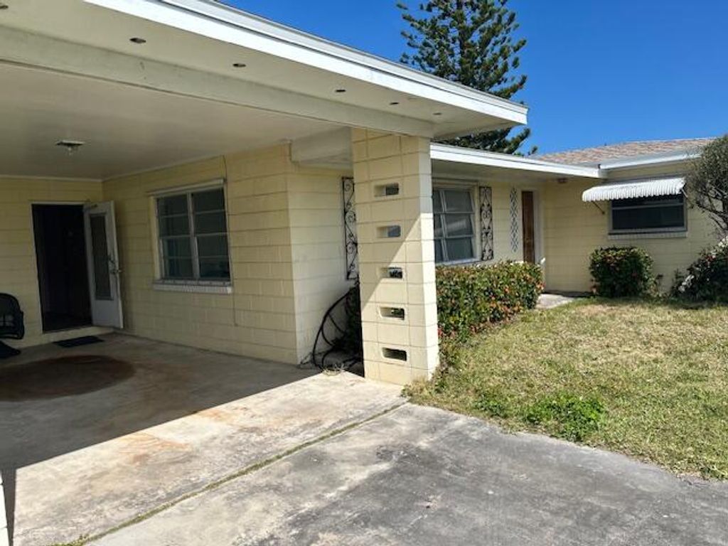 Photo of 1240 Binney Drive, Fort Pierce, FL 34949 (MLS # R11060645)