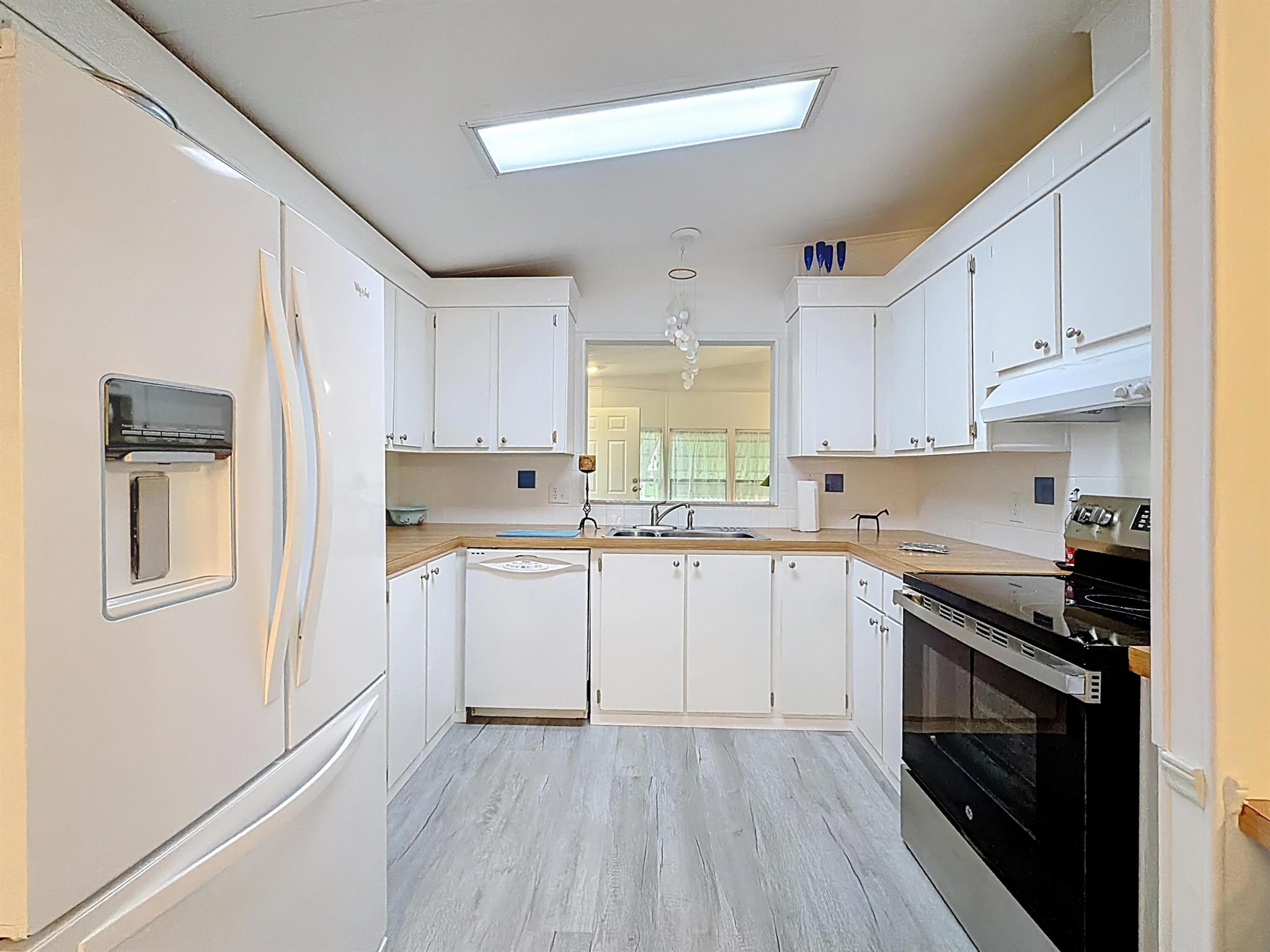 CAMBRIDGE AT HERITAGE RID - Residential