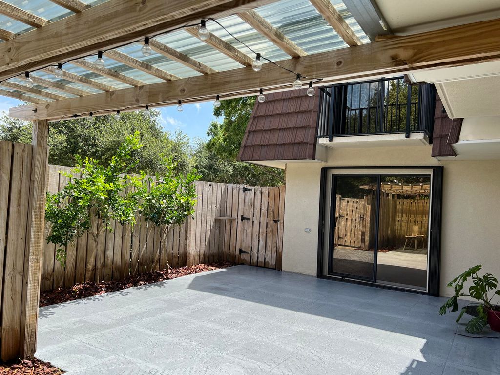 Photo of 308 3rd Lane, Palm Beach Gardens, FL 33418 (MLS # R10808162)