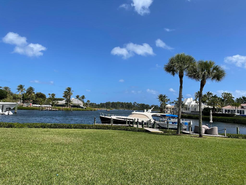 Admirals Cove - Residential