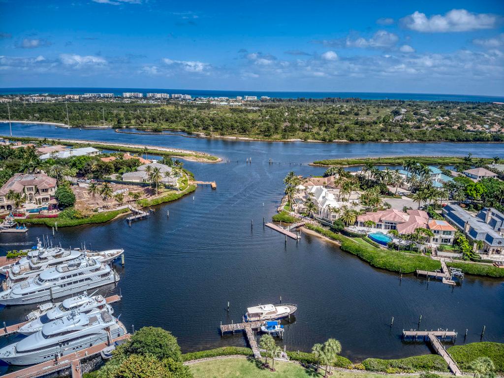 Admirals Cove - Residential