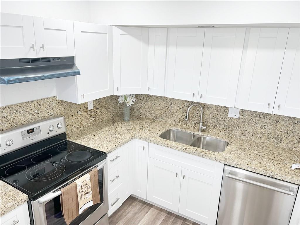 SUNSET HILLS CONDO - Residential