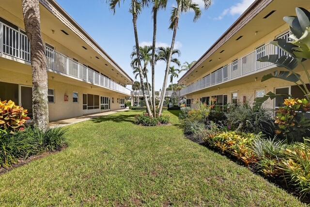 624 Snug Harbor Drive B8