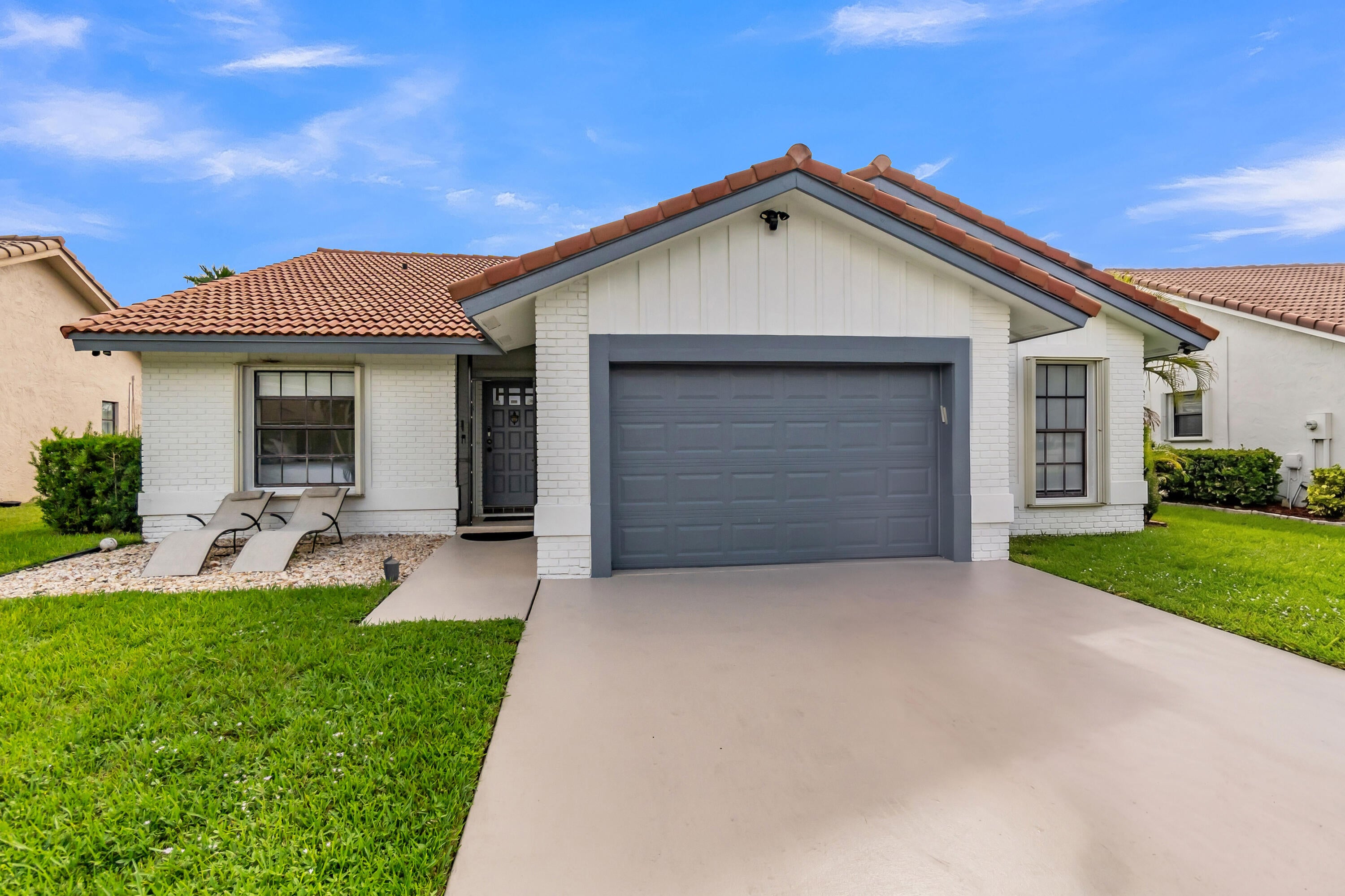 10131 Camelback Lane