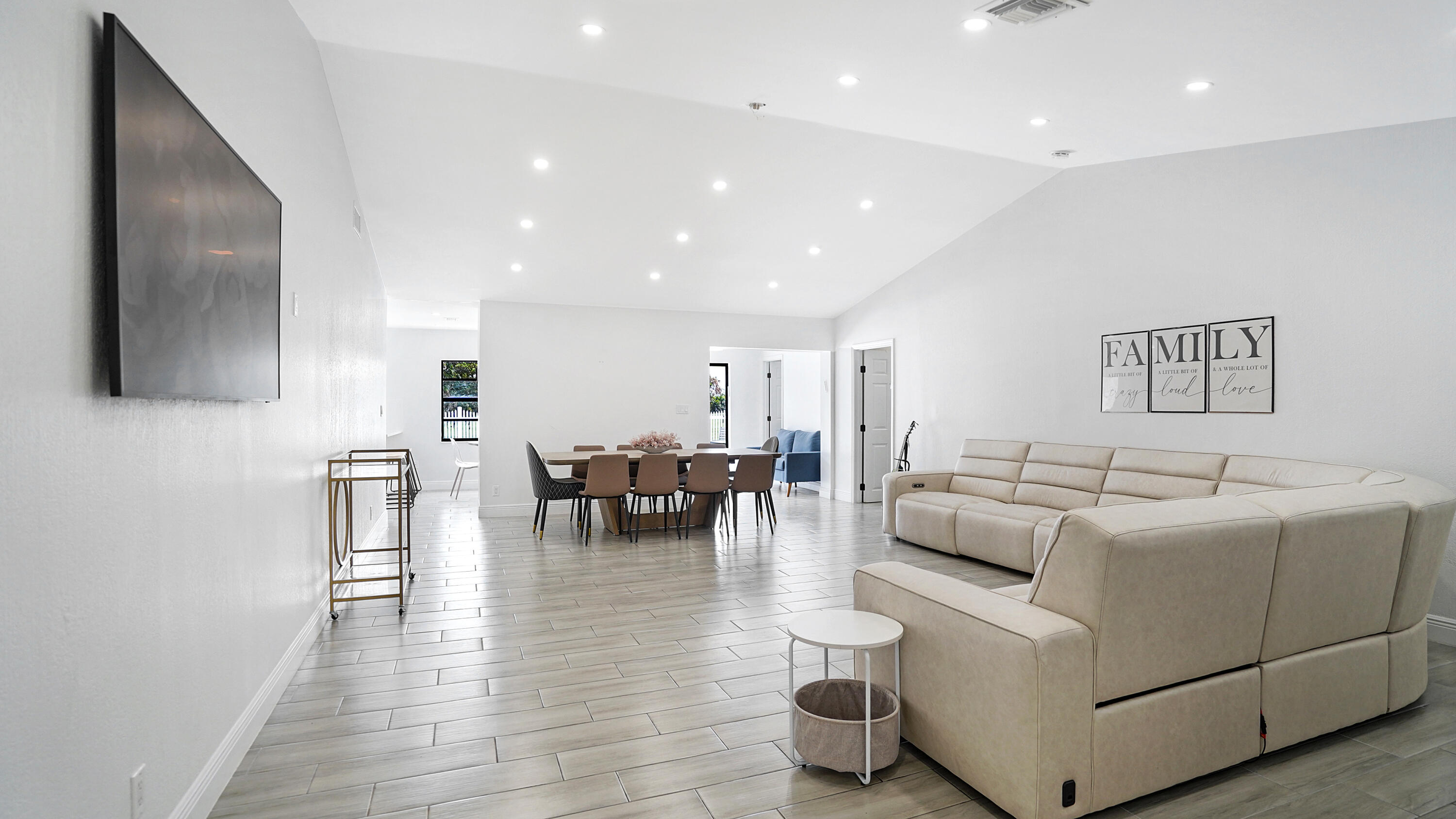 BOCA GREENS - Residential