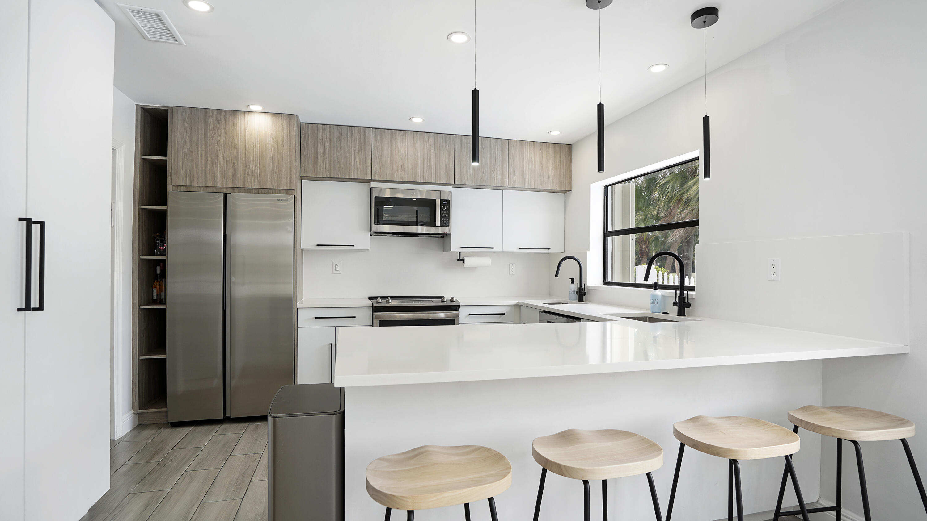 BOCA GREENS - Residential