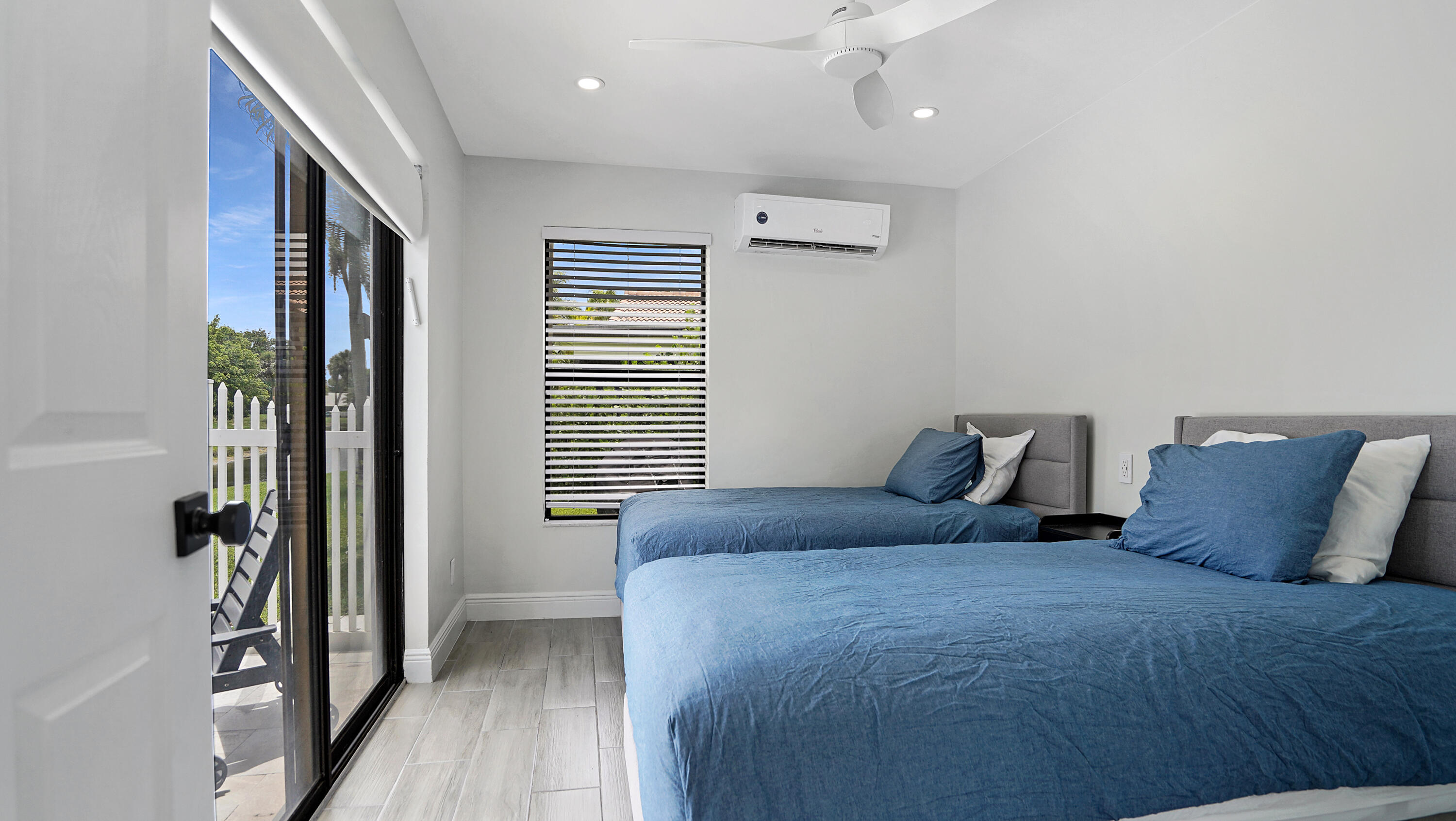 BOCA GREENS - Residential