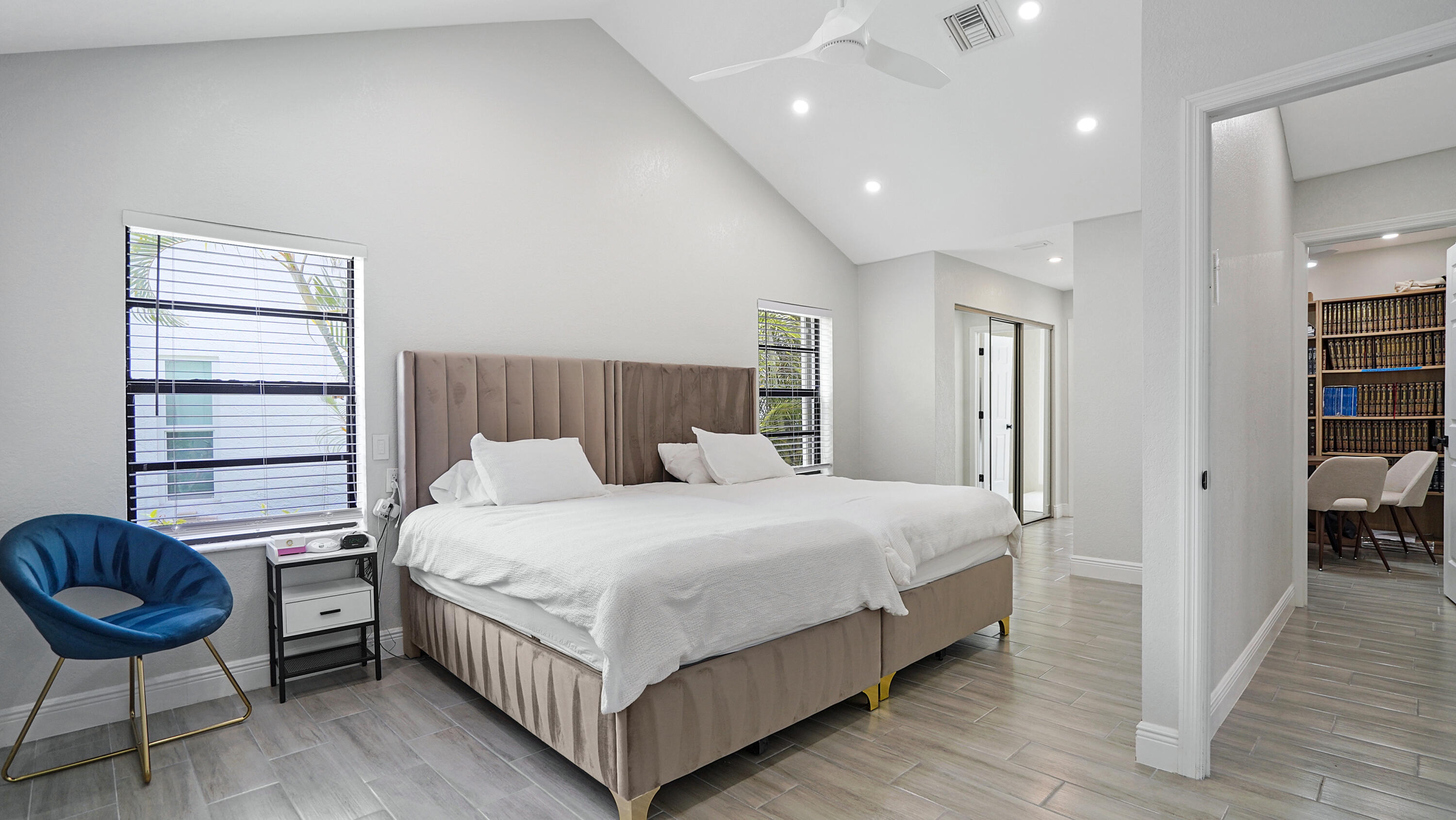 BOCA GREENS - Residential