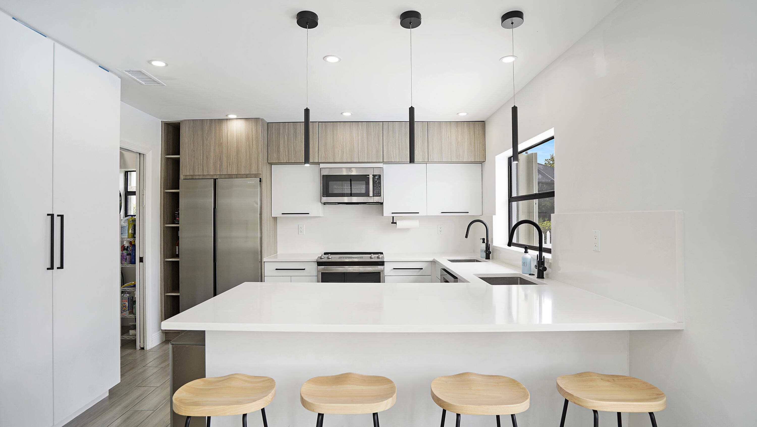 BOCA GREENS - Residential