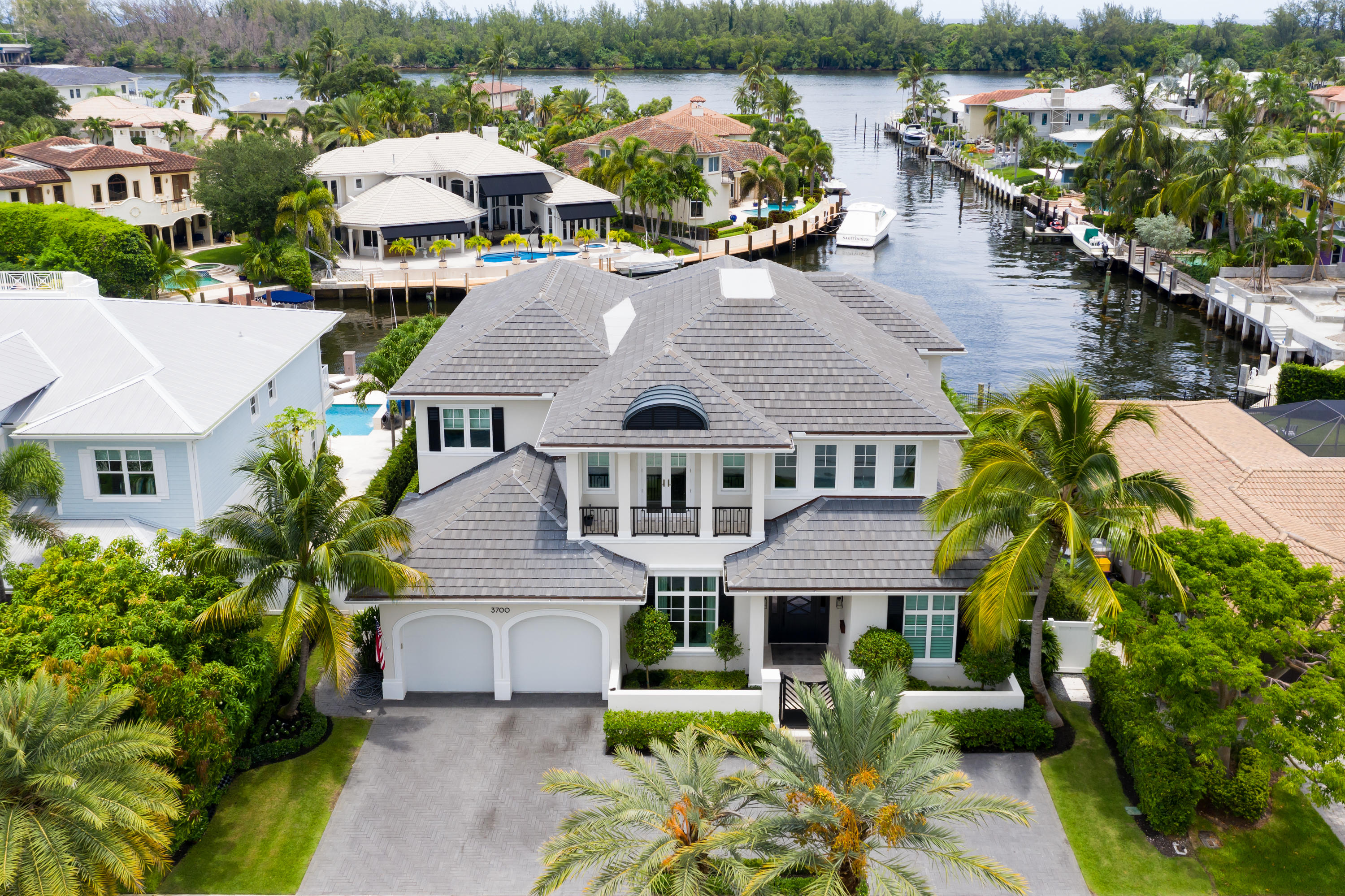 LAKE ROGERS ISLE UNIT E - Residential