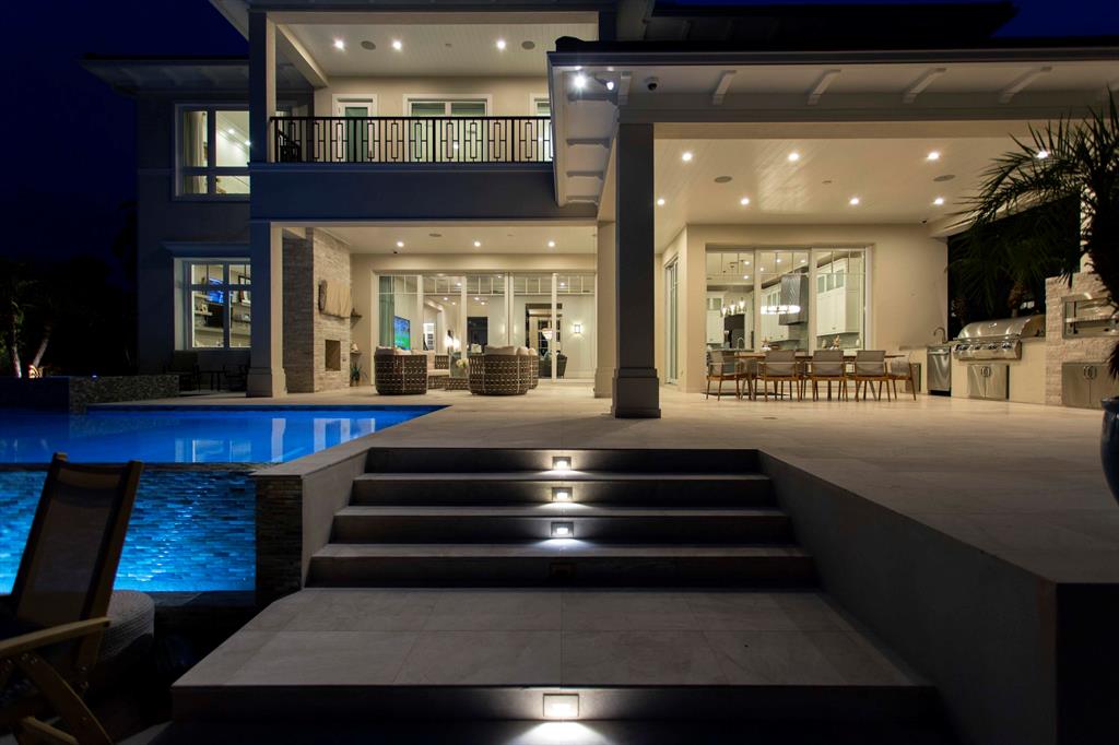 LAKE ROGERS ISLE UNIT E - Residential