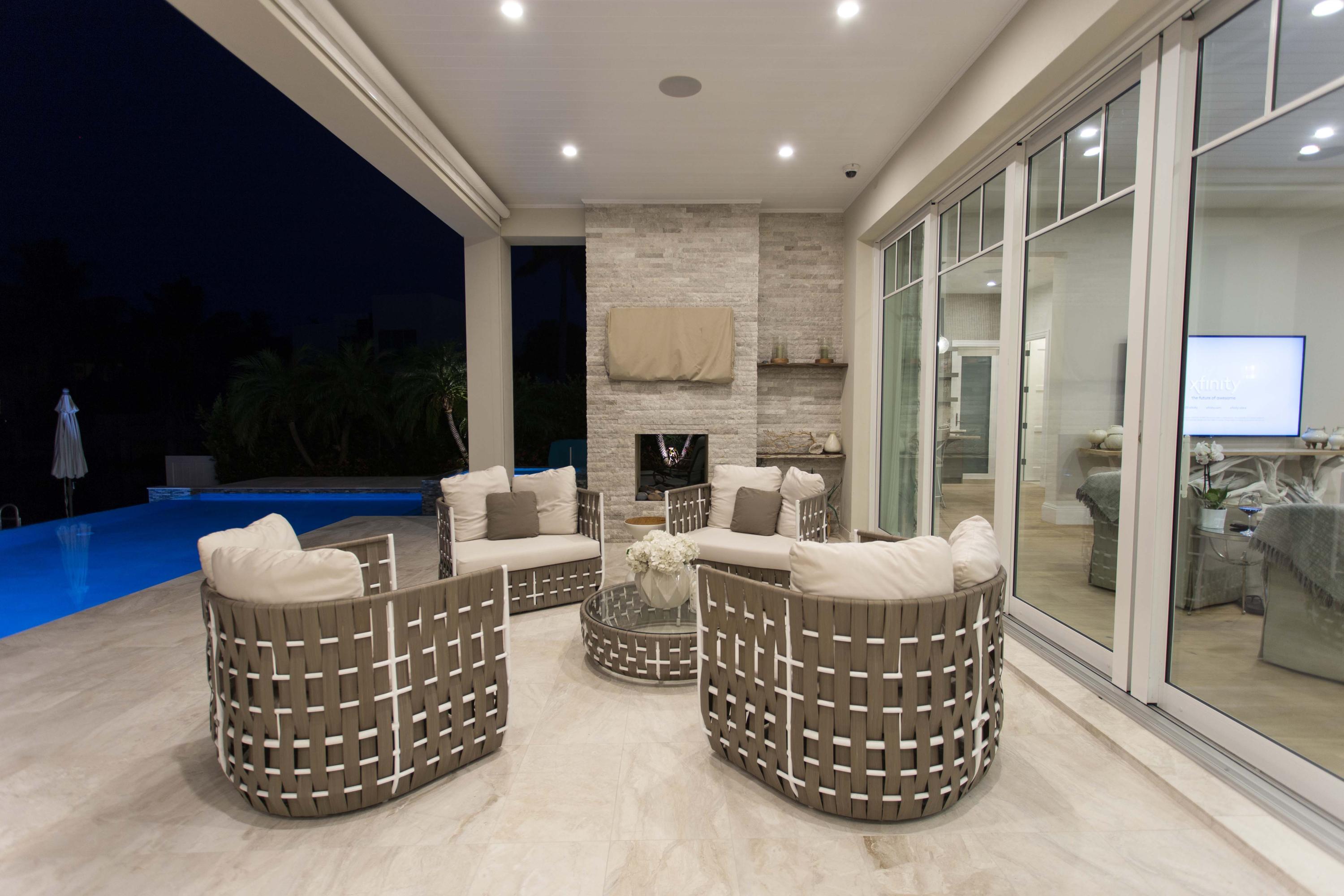 LAKE ROGERS ISLE UNIT E - Residential