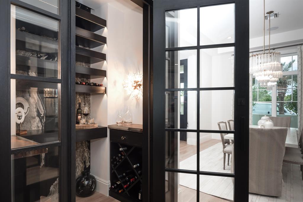 LAKE ROGERS ISLE UNIT E - Residential