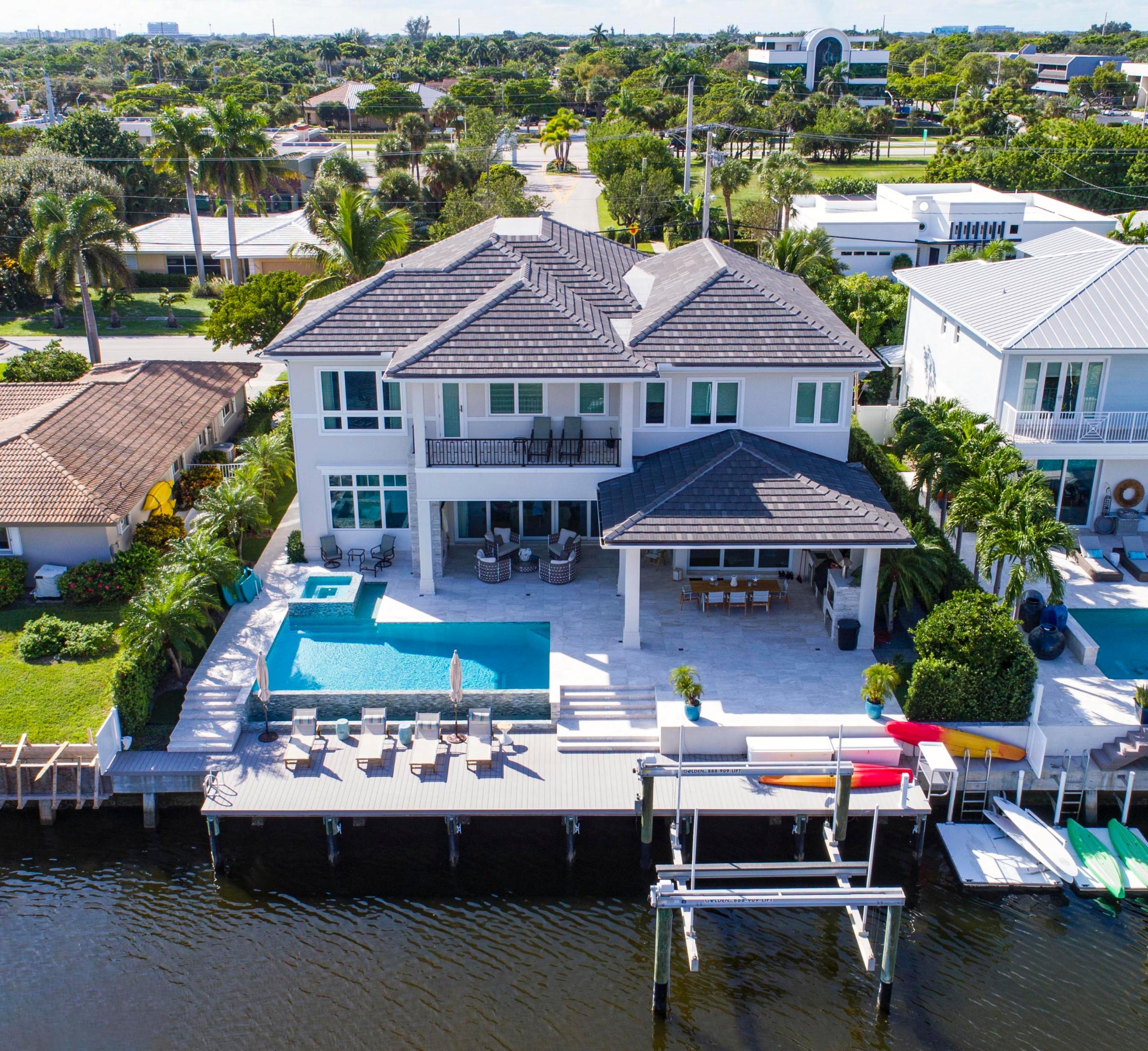 LAKE ROGERS ISLE UNIT E - Residential