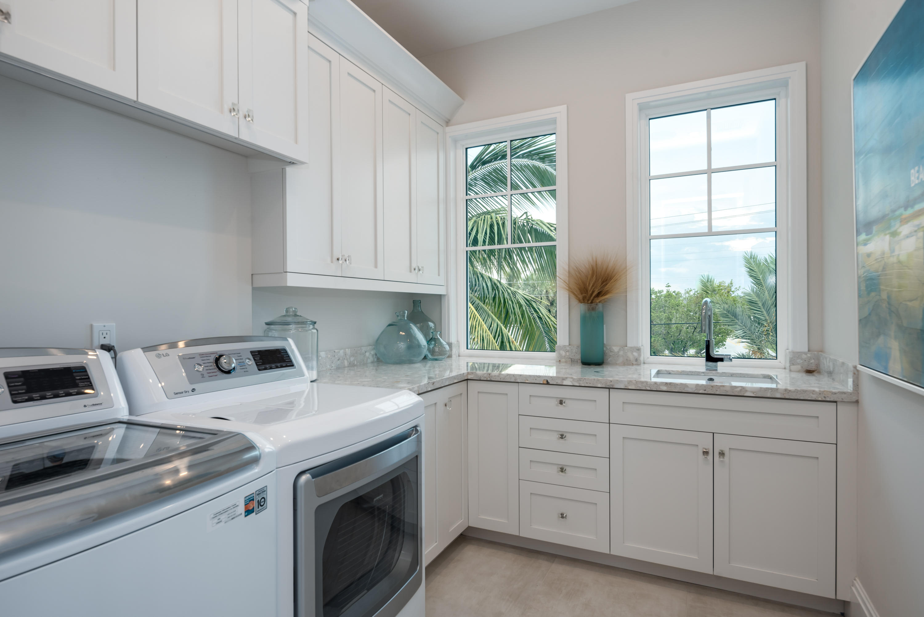 LAKE ROGERS ISLE UNIT E - Residential