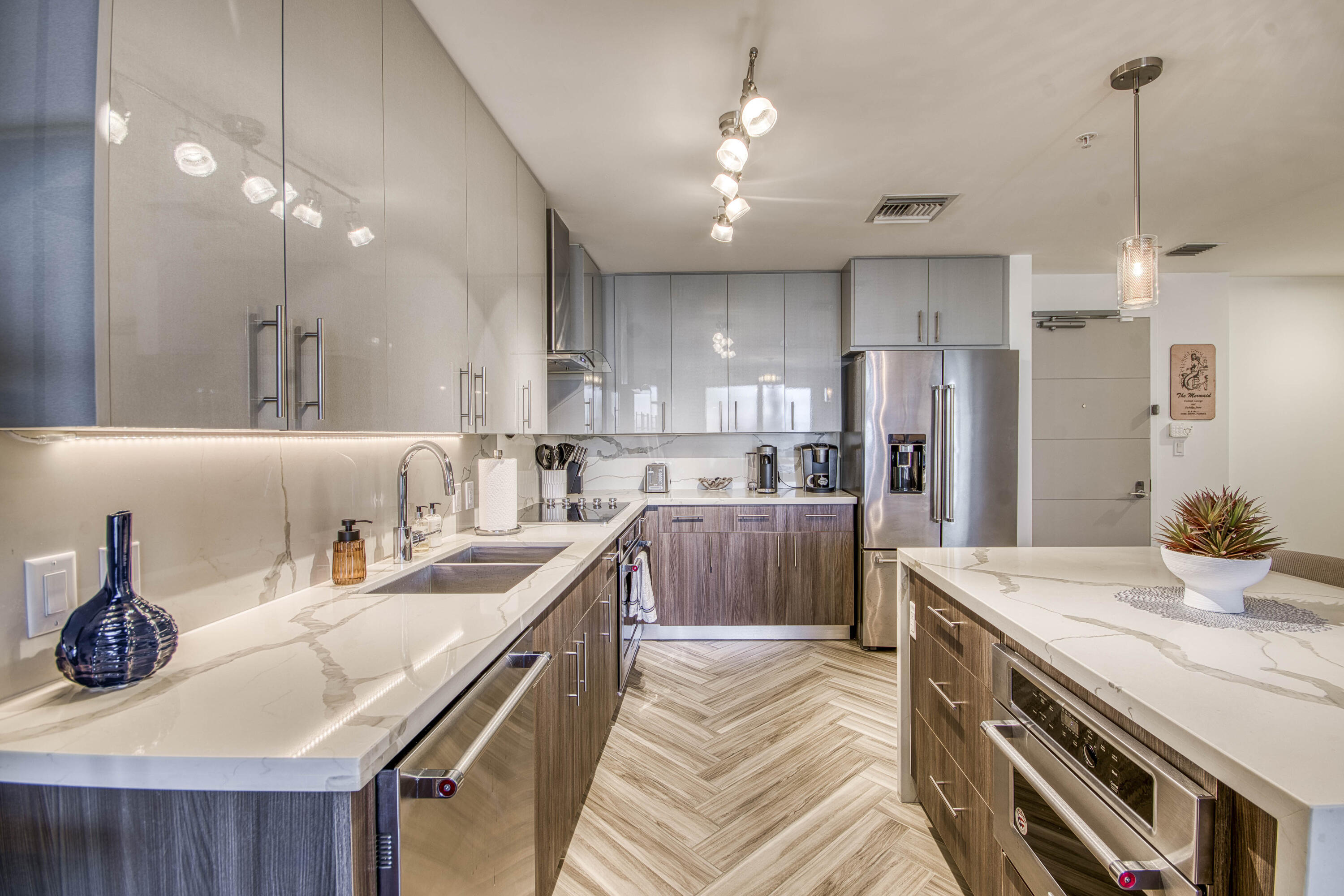 236 Fifth Avenue Condo - Residential