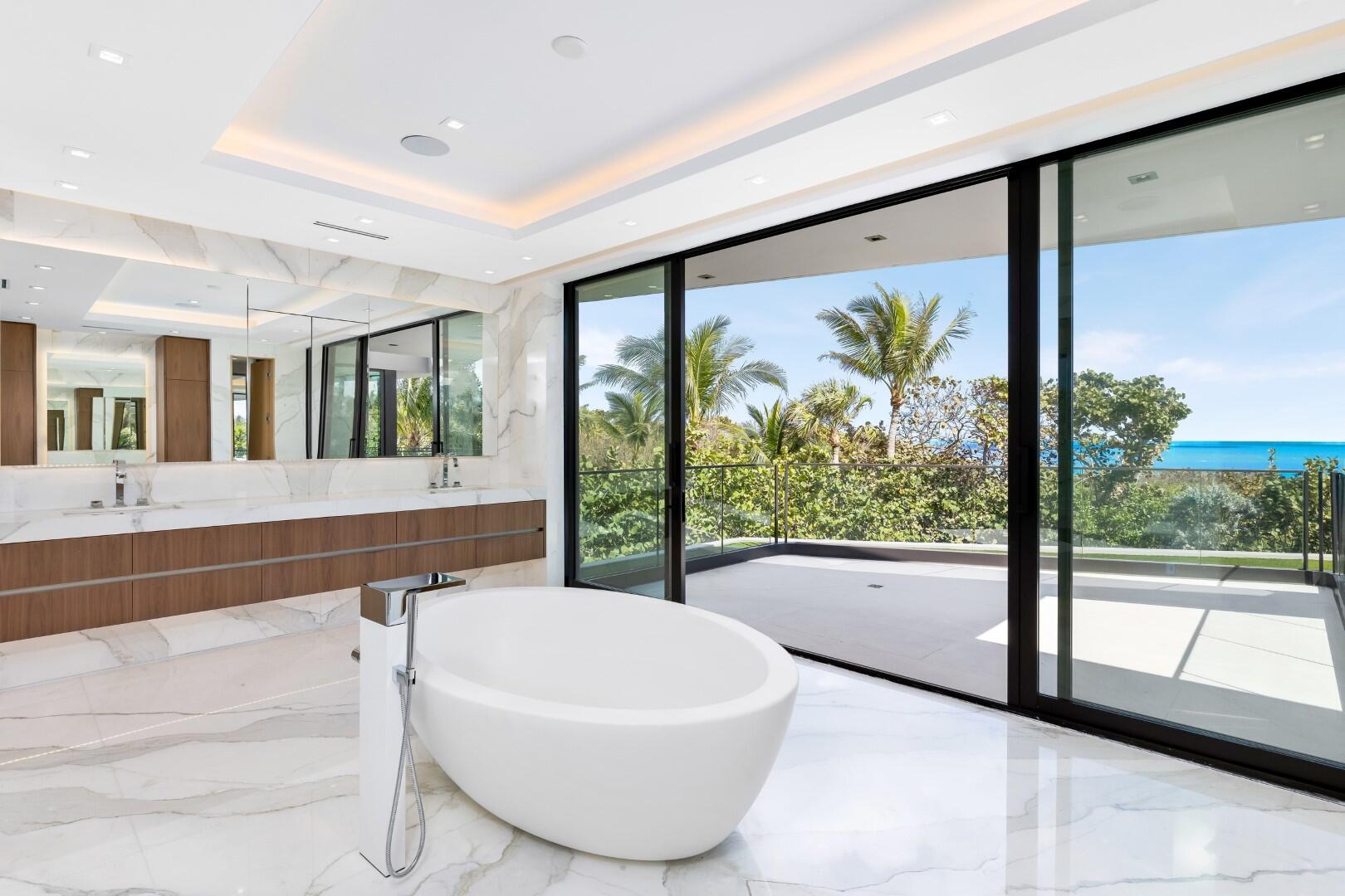 JUPITER ISLAND - Residential