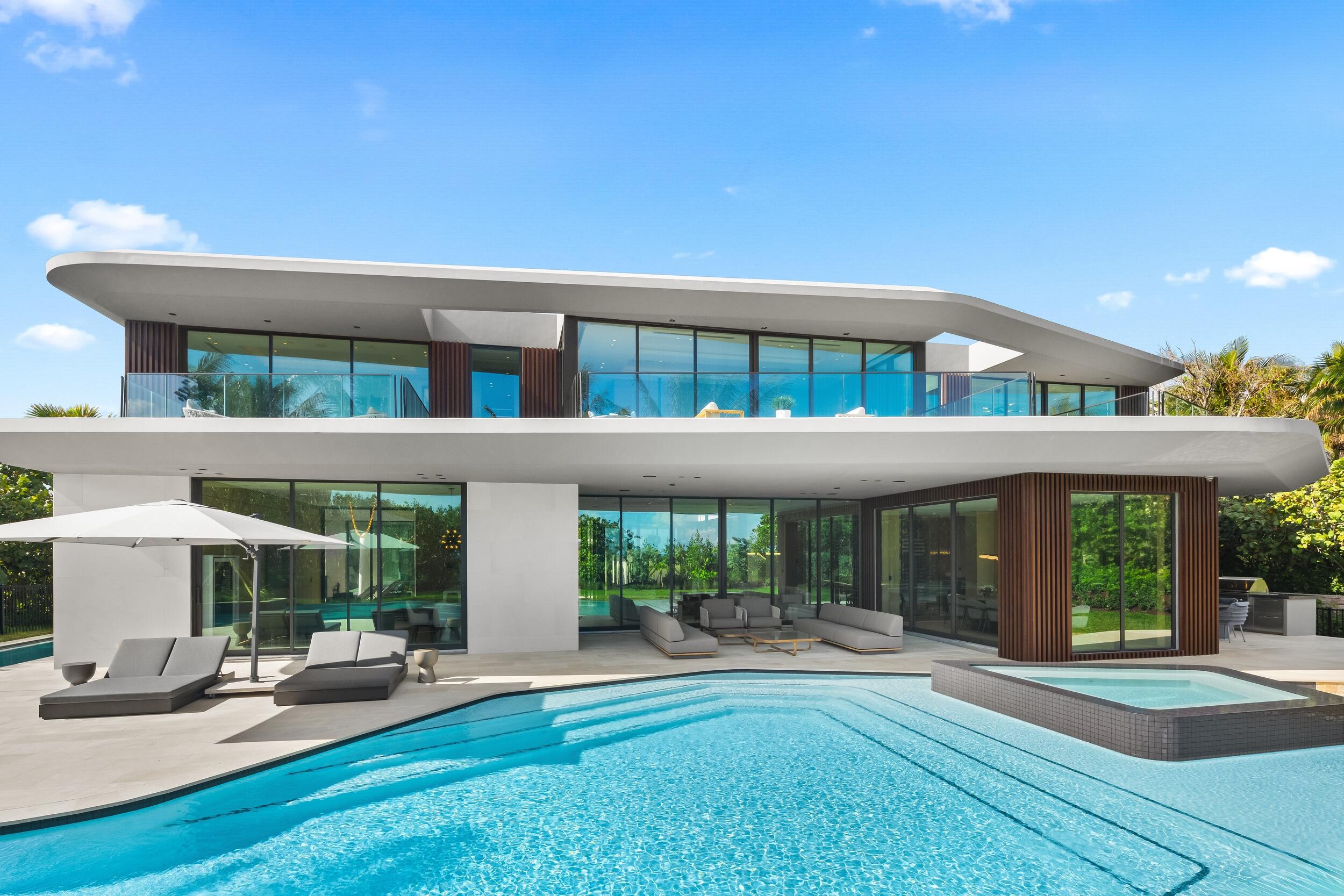 JUPITER ISLAND - Residential