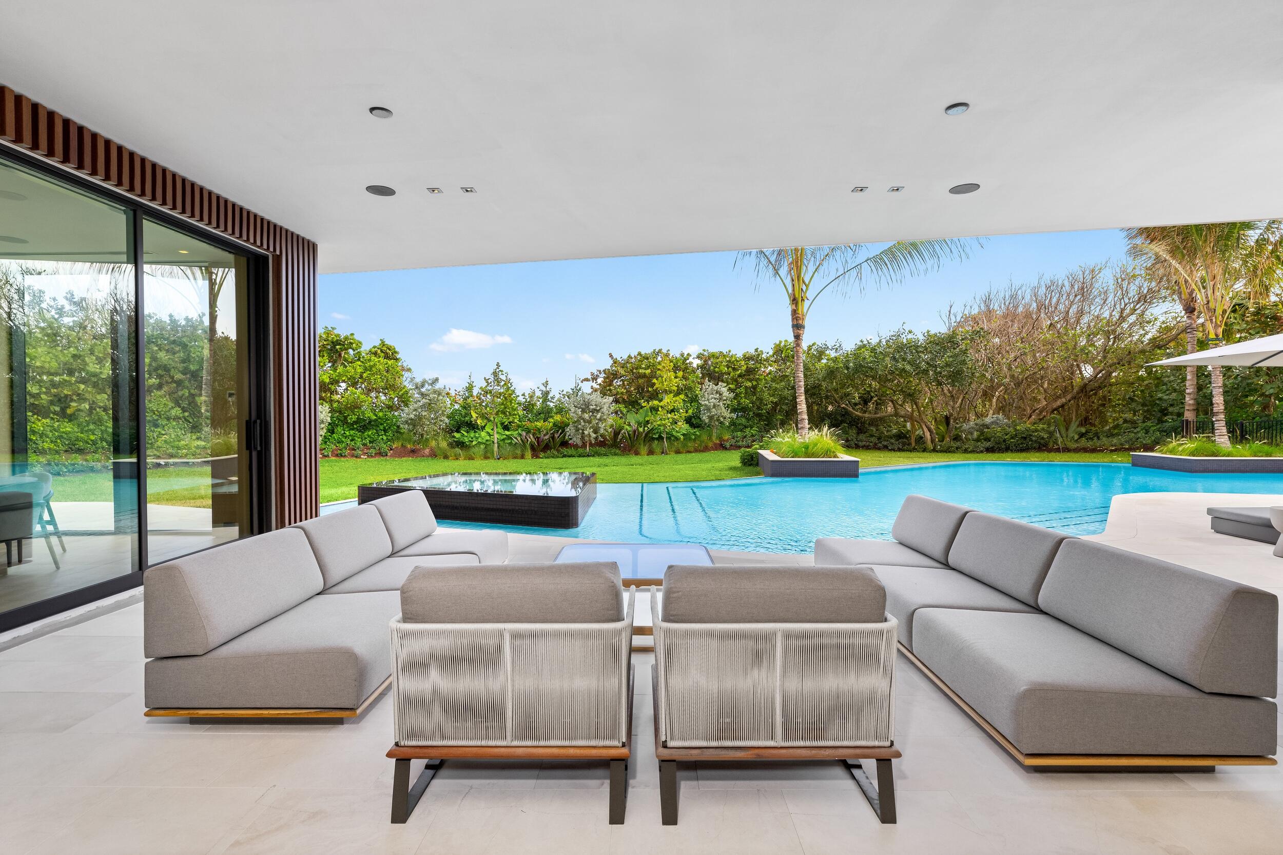 JUPITER ISLAND - Residential