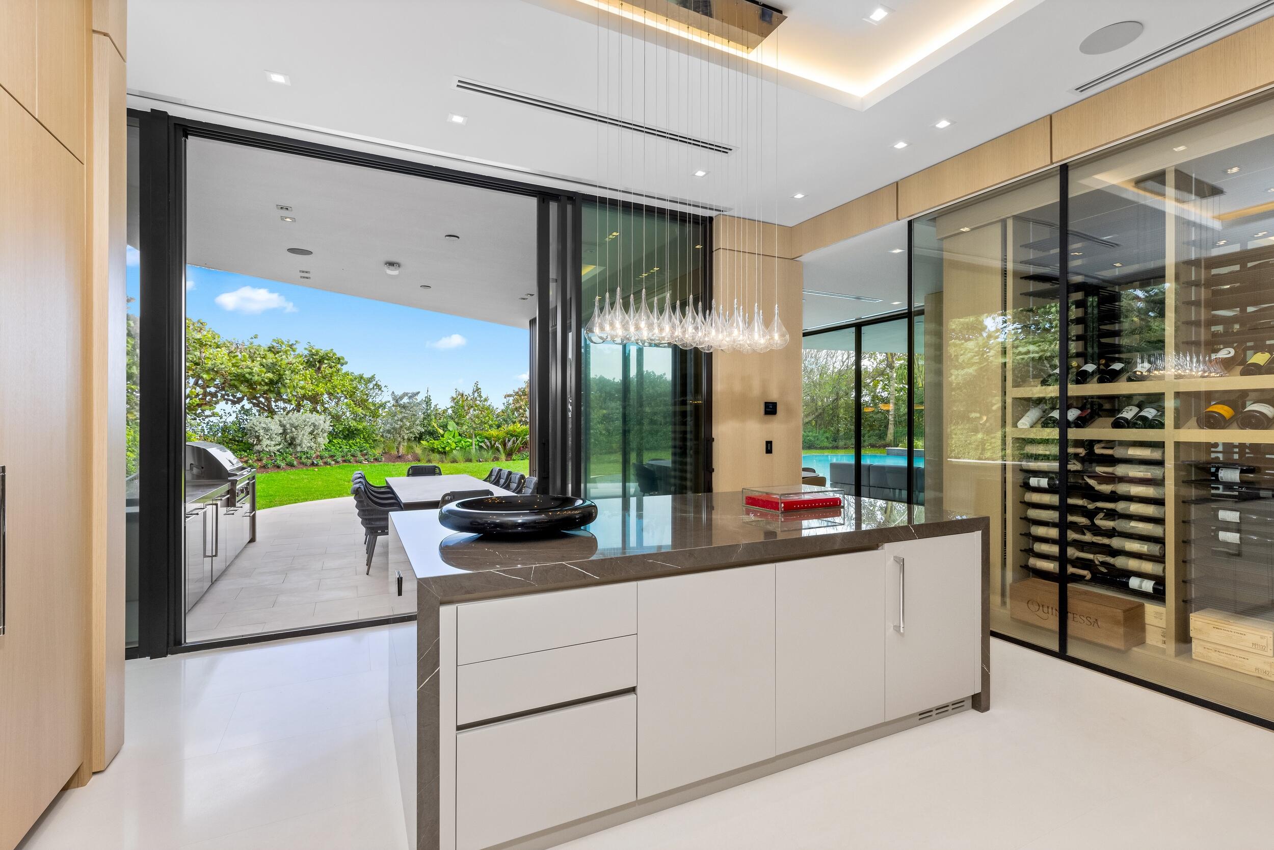 JUPITER ISLAND - Residential