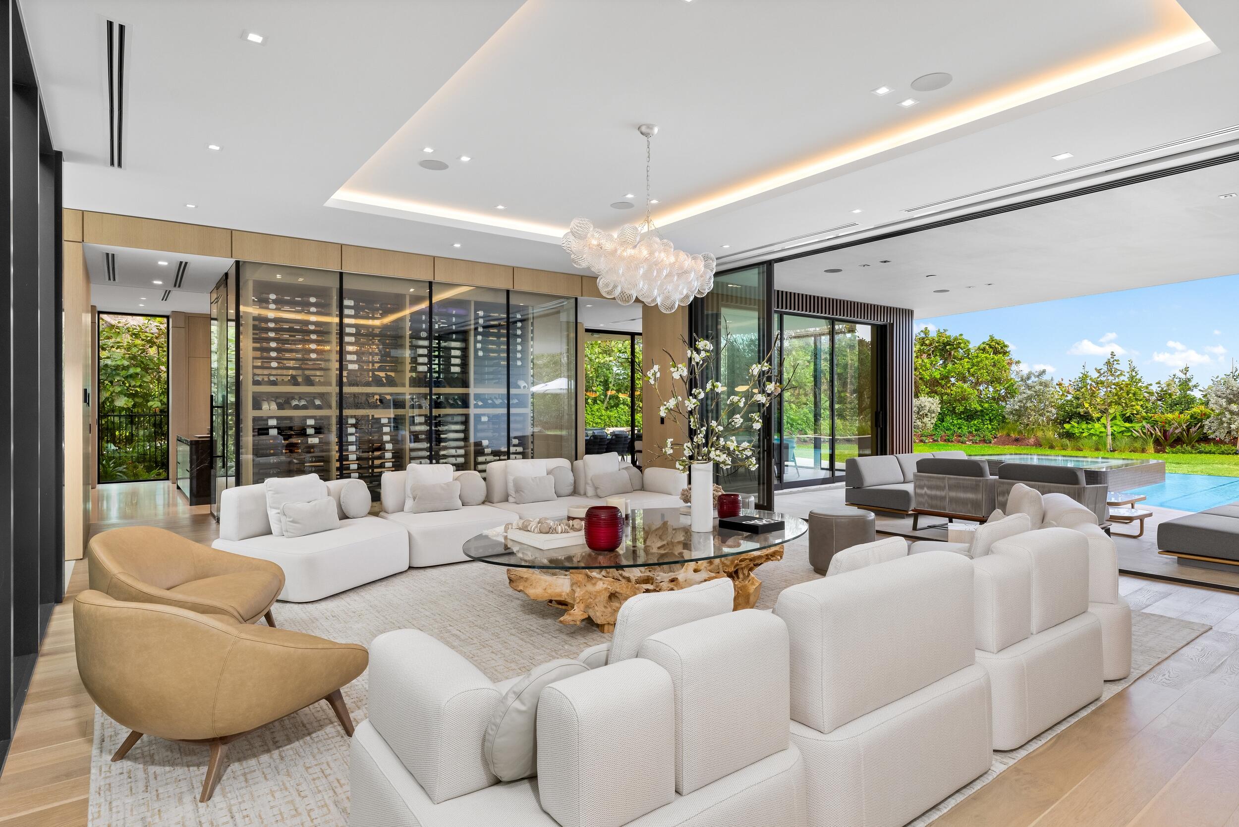 JUPITER ISLAND - Residential