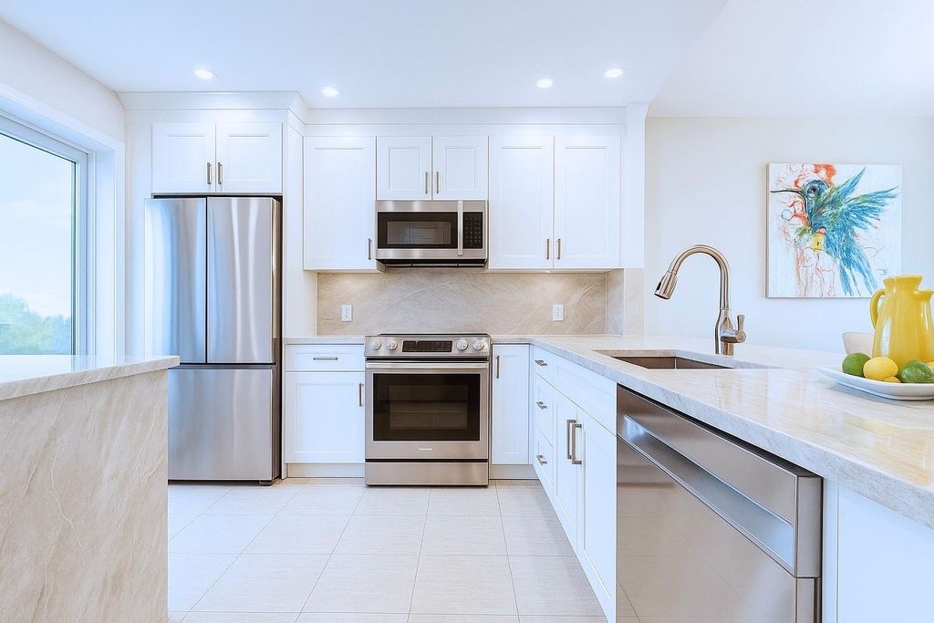 Photo of 3000 N Palm Aire Drive #404, Pompano Beach, FL 33069 (MLS # F10534369)