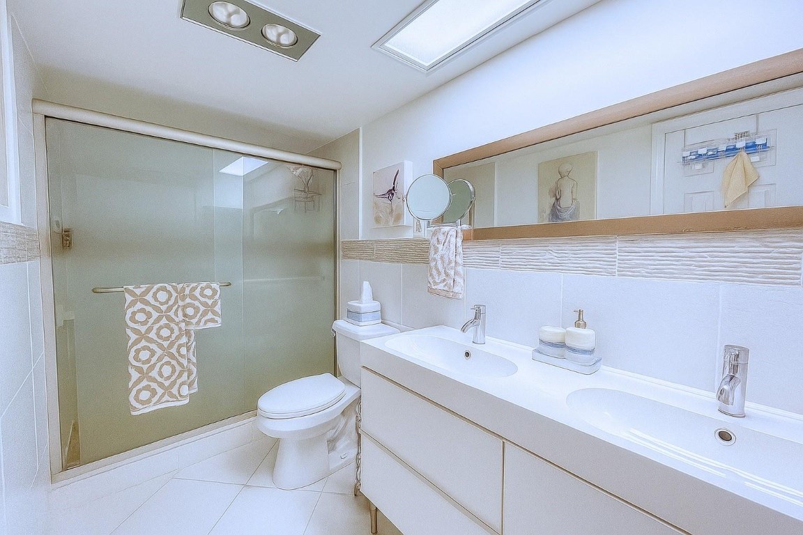 3000 N Palm Aire Drive 404